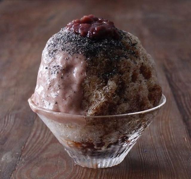 画像: 【トラヤカフェ・あんスタンド】2Fエキソト あんペーストかき氷〔いちご練乳〕(税抜800円)