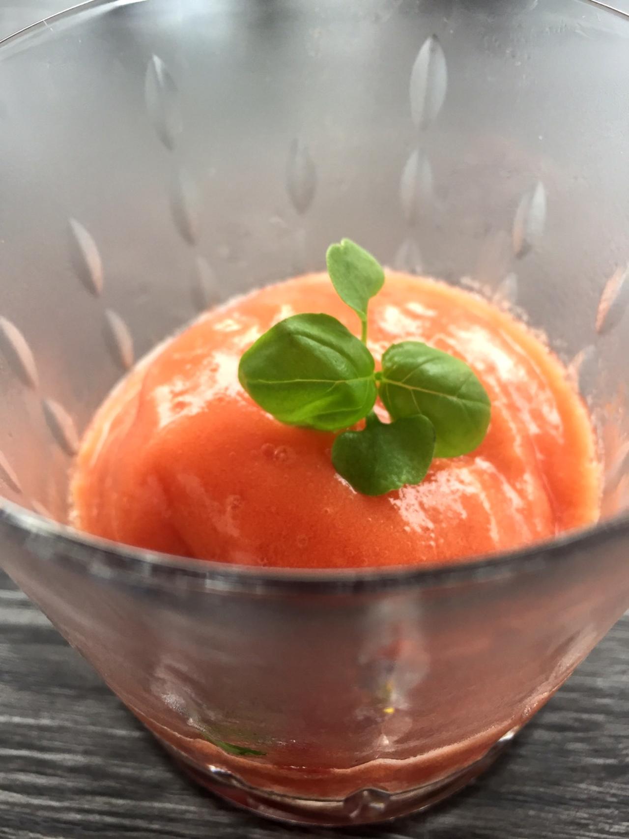 画像: トマトのガスパチョ