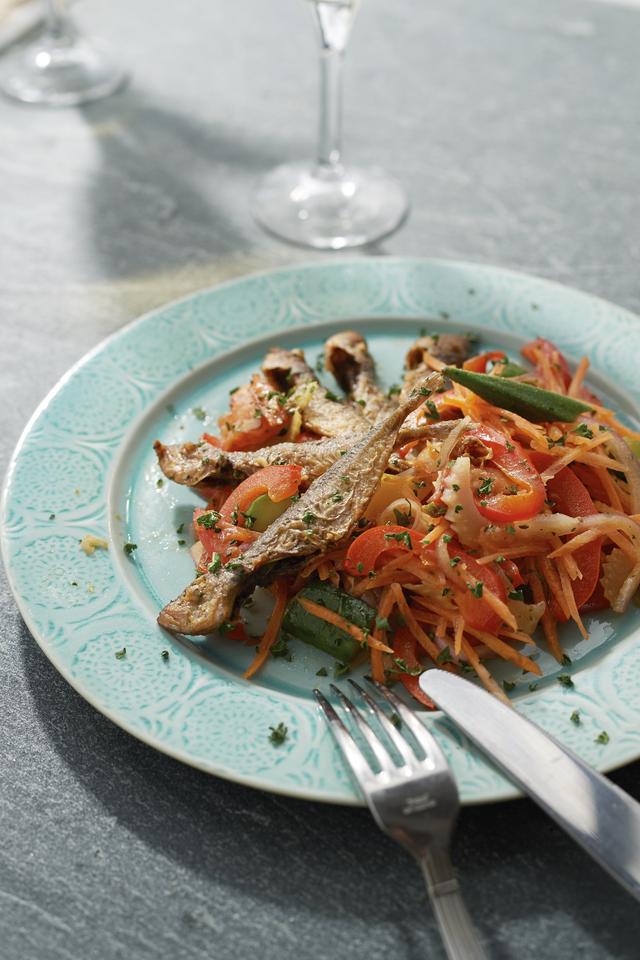 画像: 豆あじと夏野菜のエスカベッシュ 丸ごと食べられる豆あじでカルシウムも補給。