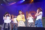 画像: 高校三年生17歳の天然娘、足立佳奈さん。 会場からも「かわいい!」の声が溢れていました❤️