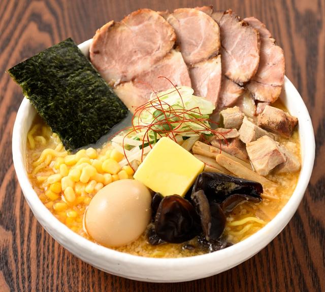 画像: (ラーメン)白樺山荘「全部乗せスペシャル味噌」(1人前、1,296円)京王百貨店限定