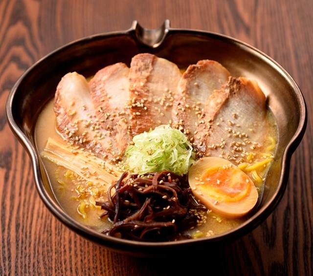 画像: (ラーメン)吉山商店「焙煎ごまみそとろ旨チャーシュー麺」(1人前、1,296円)京王百貨店限定