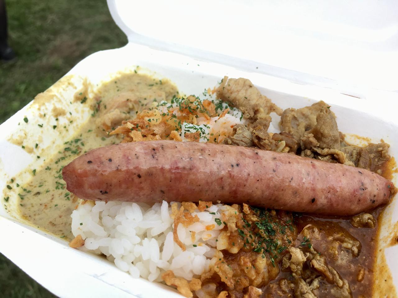 画像: 野毛山カレーのあいがけもオススメ！