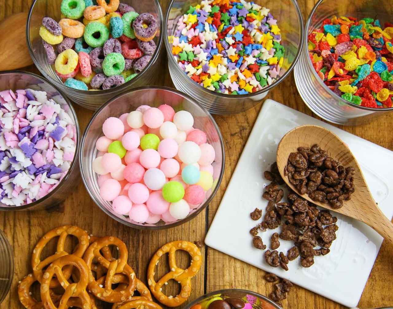 画像: 約30種類のトッピングからチョイス