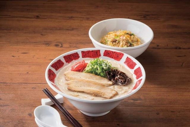 画像: 博多とんこつラーメン