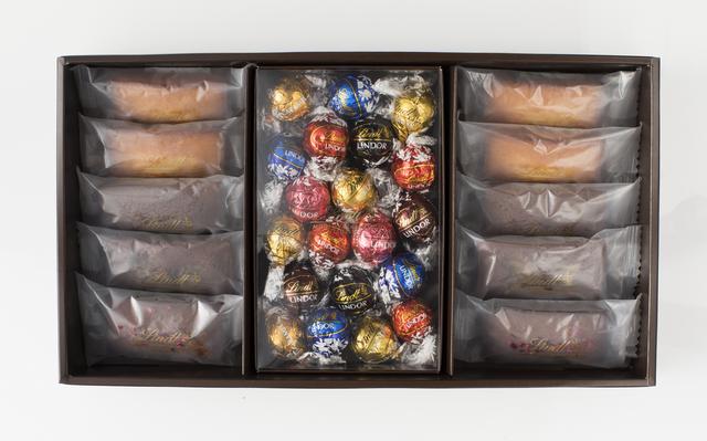 画像: ●焼き菓子ギフトボックス(フィナンシエ4種10個、リンドール7種20個) フィナンシエ ナチュール 4個 フィナンシエ ショコラ 2個 フィナンシエ ショコラ オランジュ 2個 フィナンシエ ショコラ フランボワーズ 2個 リンドール 7種20個 5,400円(税込)
