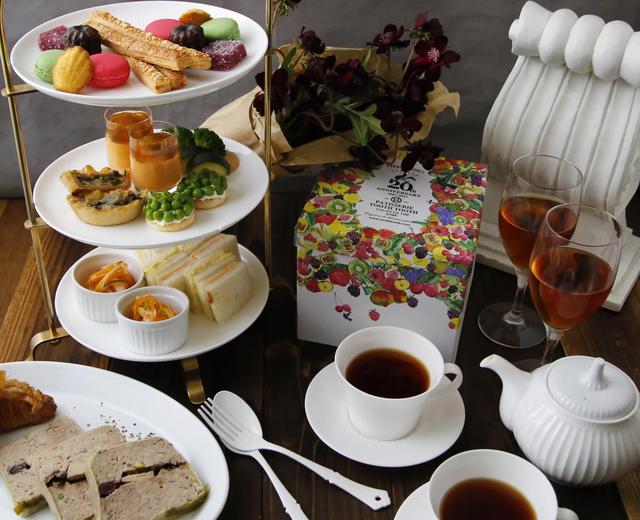 画像: 20th Anniversary TEA Party PATISSERIE TOOTH TOOTH本店を貸しきって、10月6日(金)11:00~14:00開催。 当日限定TOOTH TOOTH総料理長監修のフードメニューや、PATISSERIE TOOTH TOOTHシェフ特製のデザートをご堪能頂きます。紅茶の名店、芦屋・UFFU大西氏によるおいしい紅茶の淹れ方・ワークショップも同時開催です。