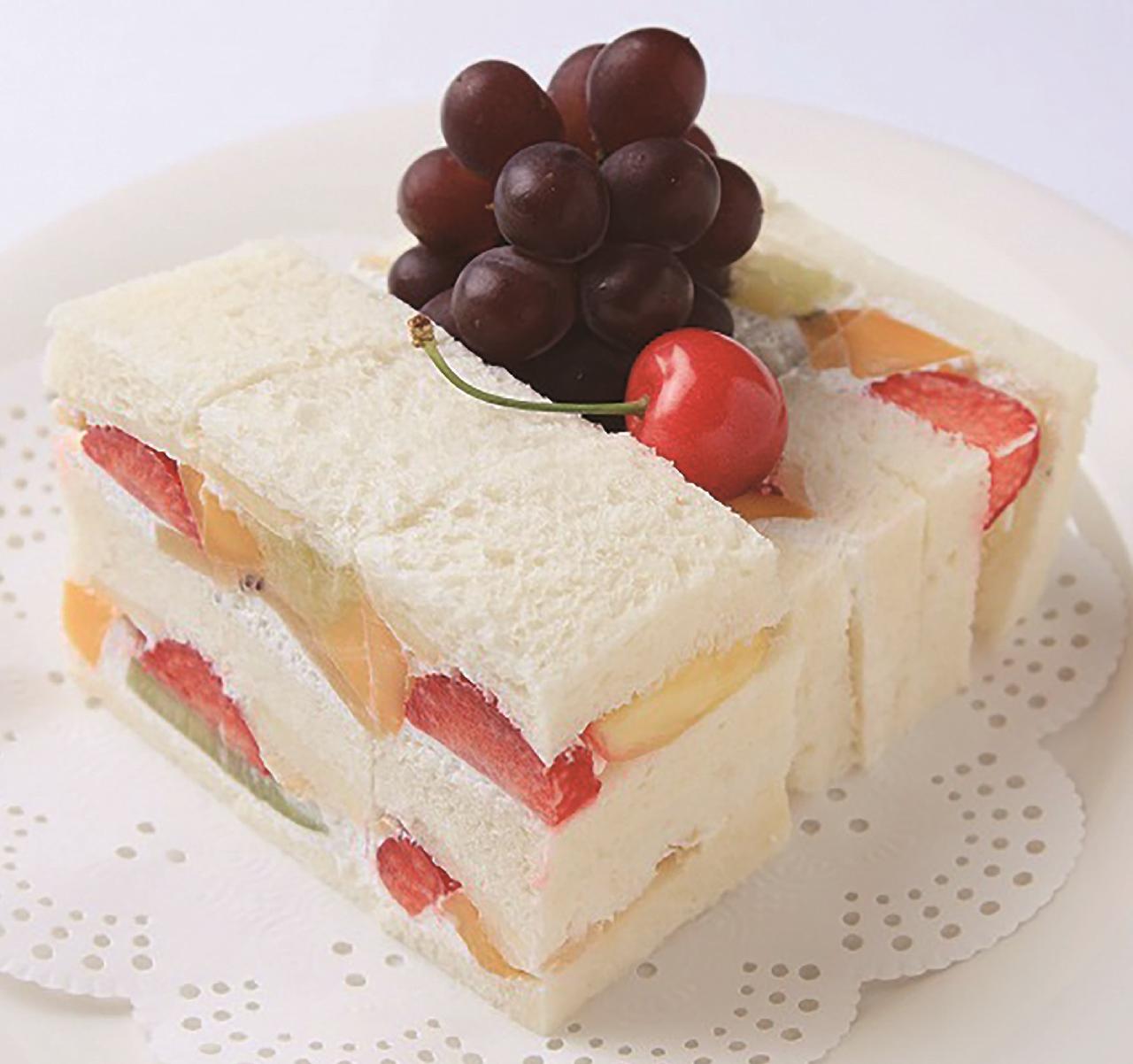 画像: 10月18日(水)・19日(木)のみ販売 京都〈クリケット〉フルーツサンド フルーツサンド(12切入）1,200円(各日限定数50）