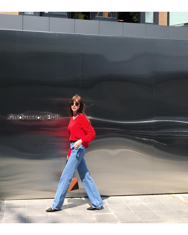 画像: <LADIES>【ハイウエストストレートデニムパンツ】¥4,708 (税込) www.dholic.co.jp