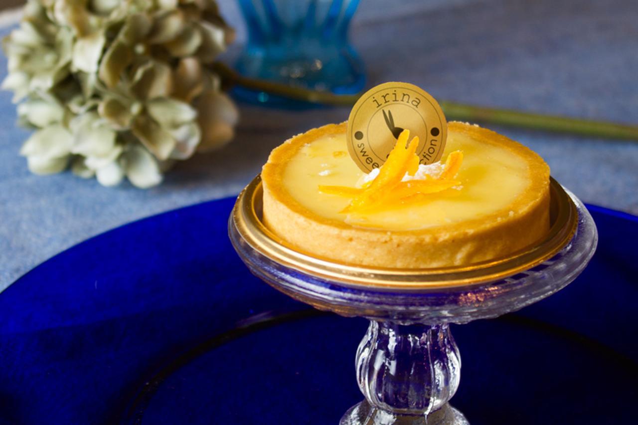 画像: 「タルトシトロン」 やわらかな酸味を効かせたレモンクリームをたっぷりとタルトの中に詰めました。 レモンが好きな方はもちろん、絶妙な酸味のバランスを是非試して頂きたい一品です。