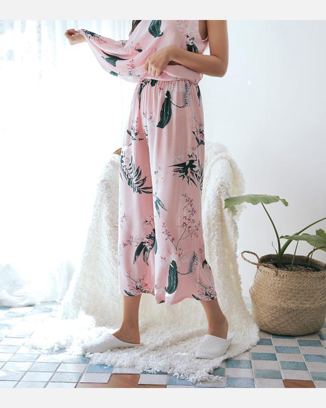 画像: 2TYPEフローラルパジャマ3SET・全2色¥3,460+消費税 www.dholic.co.jp
