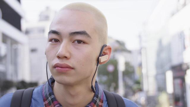 画像1: 謎の美女の正体は、三戸なつめさん!