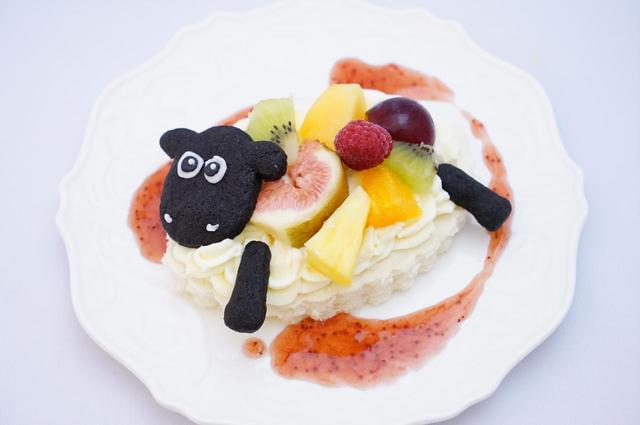 画像: ▲シャーリーの季節のフルーツサンドイッチ ¥800(税抜)