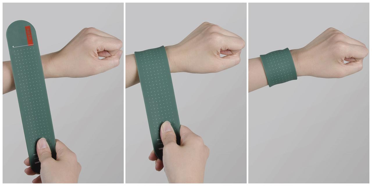 画像2: 腕に書く!アナログの進化系 ウェアラブルメモ"WEMO"