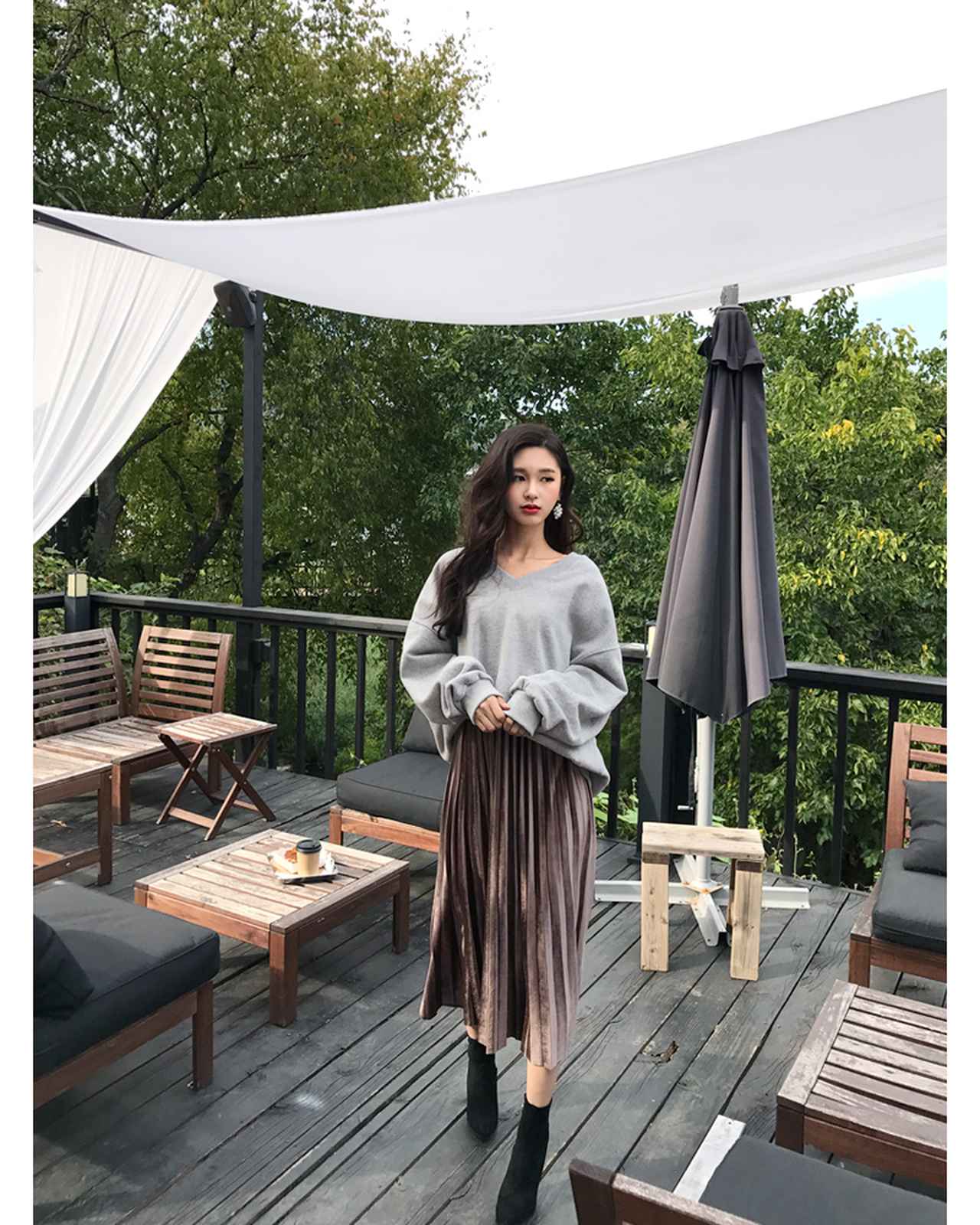 画像: ウエストストレッチベロアプリーツスカート ￥3,391 (税込)