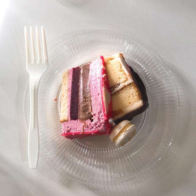 画像: ケーキは美味しくいただきました♡