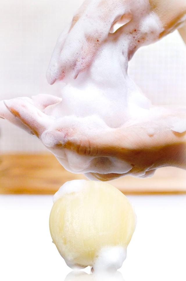 画像3: "落とす"ではなく"与える"洗顔を提案!「#肌をメイクする石鹸」