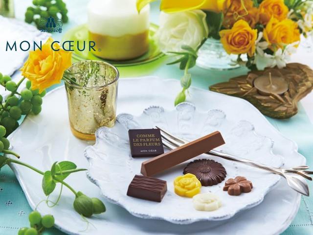 画像: ―ピーリペック― 洋酒不使用のプレーンチョコレートの詰合せ。黄色い薔薇のブーケをちりばめた、大人可愛いボックスが魅力的です。 ●131g/26個入 1,080円(税込) ● 75g/16個入 648円(税込) ● 39g/8個入 432円(税込)