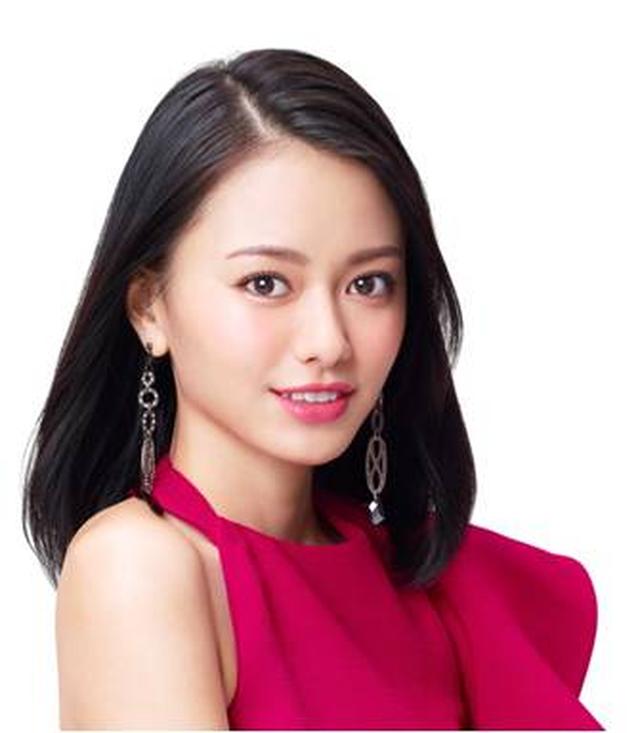 画像: ◇山本舞香(やまもと まいか) 生年月日:1997年10月13日生まれ 出身地 :鳥取県 2011年に女優デビュー。2017年も映画「ひるなかの流星」他、話題の作品に出演。 現在『王様のブランチ』(TBS系)、「漫画みたいにいけない」(NTV)にレギュラー出演中。 『漫画みたいにいかない』は、今春舞台化が決定している。 2018年5/25には映画『恋は雨上がりのように』の公開が控えている。