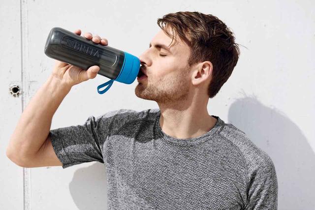 画像5: スクイーズタイプのボトルでゴクゴク飲める!浄水フィルター付きボトル「fill&go Active」登場