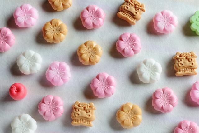 画像: 桜もなかづくりと春のお茶会