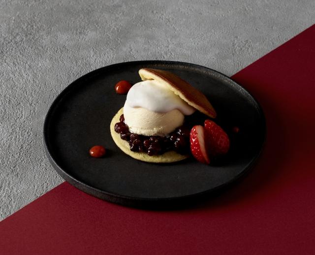 画像: ハーゲンダッツどらやき with バニラ 単品980円/セット1,480円 <おすすめのお茶:ココアきなこほうじ>