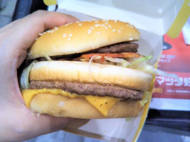 画像: 新商品その1 スモーキーなベーコンが入った『ビッグマック ベーコン』