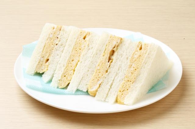 画像: <サンドイッチ王子>(京都/河原町) だしまきサンドが看板メニュー。 京のだしまきサンド(1袋)税込400円