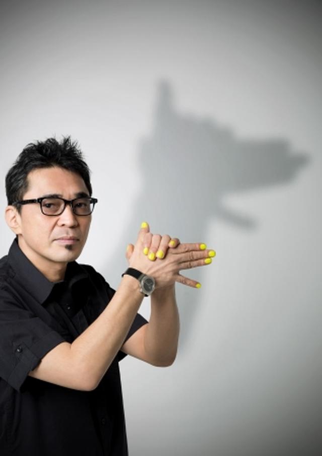画像: 石野卓球 1989年にピエール瀧らと電気グルーヴ"を結成。1995 年には初のソロアルバム『DOVE LOVES DUB』をリリース、この頃から本格的にDJとしての活動もスタートし、ヨーロッパを中心とした海外での活動も積極的に行う。 現在は、DJ/プロデューサー、リミキサーとして多彩な活動をおこなっている。2018 年1 月にはこれまでのソロワークを8 枚組にまとめた『Takkyu Ishino Works 1983 ~ 2017』をリリース。