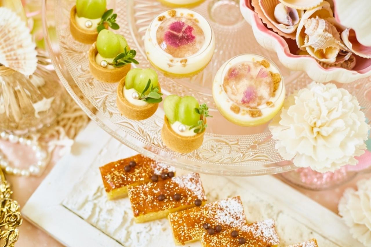 画像4: 海をイメージした自家製のトロピカルスイーツが食べ放題!『プリンセス・マーメイドのデザートワゴン』