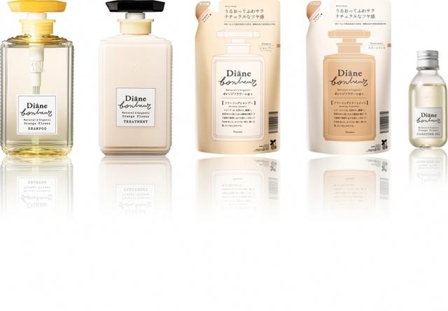 画像: 本体 :シャンプー・トリートメント 500ml 1,400円(税抜) 詰替用:シャンプー・トリートメント 400ml 1,000円(税抜) シグネチャーオイル 100ml 1,900円(税抜)