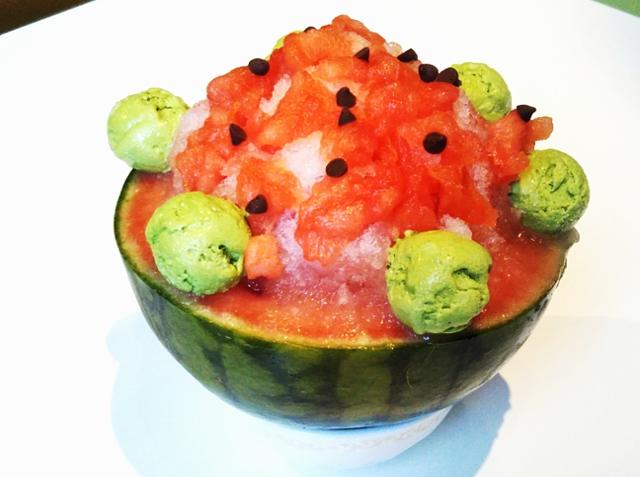 画像: 「丸ごと小玉すいかのかき氷」/1500円(税抜)※1日4個限定