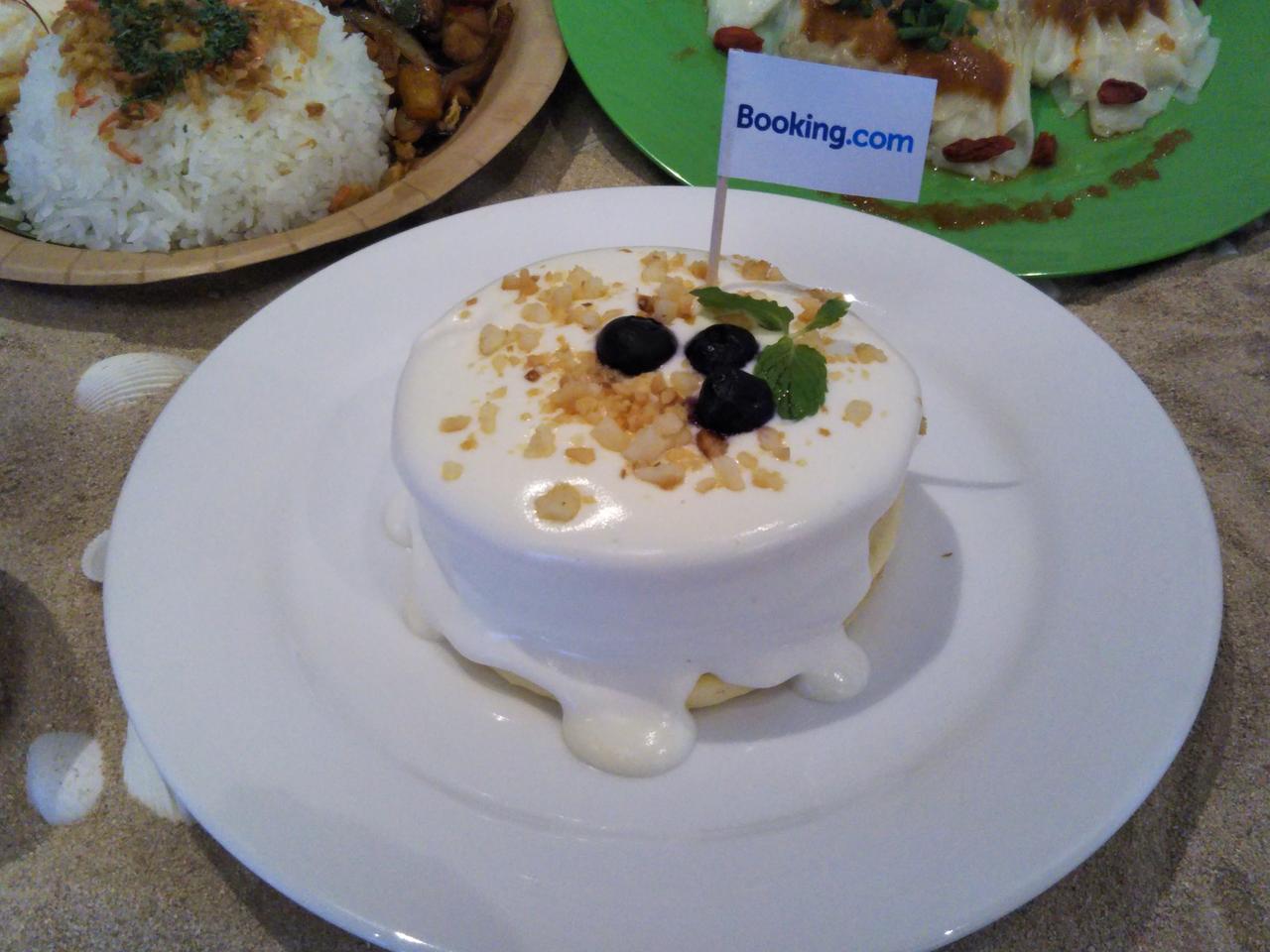 画像: ハワイ：ハワイアン・マカダミアパンケーキ／900 円（税込）