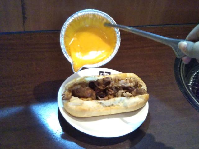 画像2: 濃厚なチーズがやみつきに!「チ~ズまみれのカルビドック」