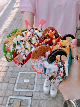 画像3: ロールアイスの次は"アイスクリームタコス"…!?