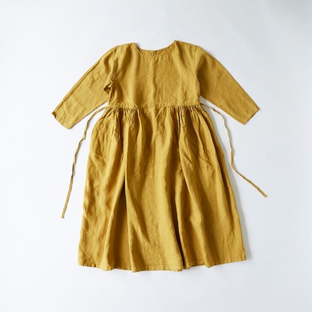 画像: ギャザーワンピース(マスタード) 12,960円(税込)