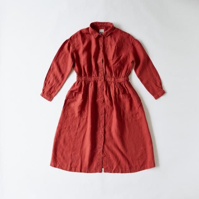 画像: アトリエシャツワンピース(レッド) 16,200円(税込)