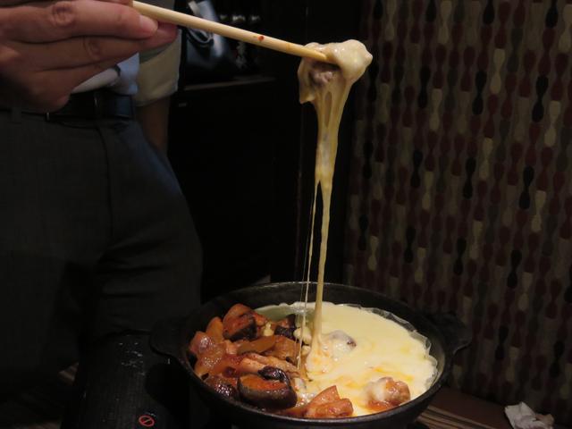 画像: チーズタッカルビ/1280円 (税抜)