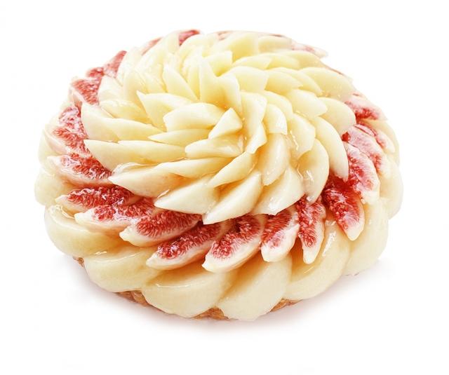 画像: 桃といちじくのケーキ(ベース:カスタードクリーム))