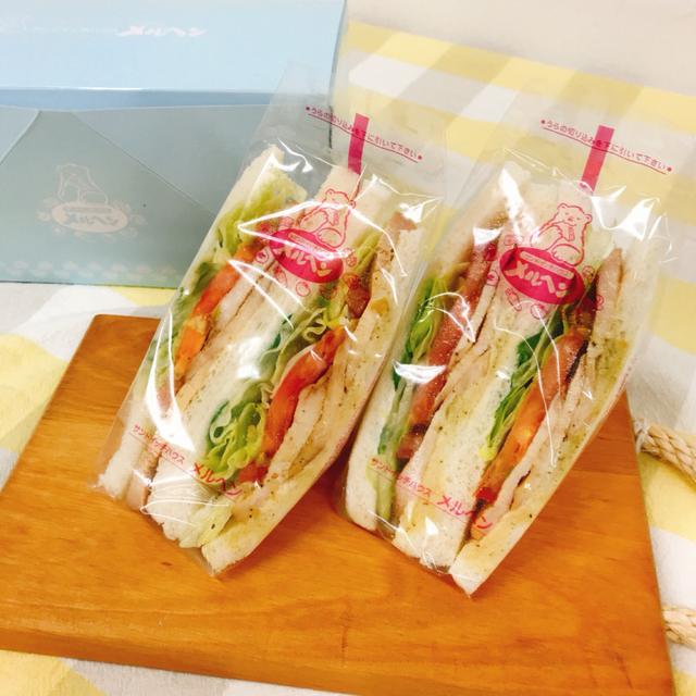 画像: サンドウィッチカフェ おいしいメルヘン「タイ風チキンサラダサンド(パクチー入り)」/475円(税込)