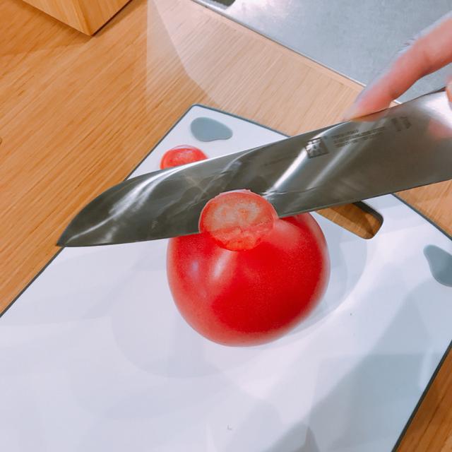 画像: トマトもスッーっと入ります