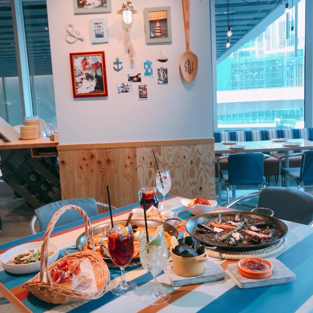 画像1: 日本初上陸店の絶品パエリア