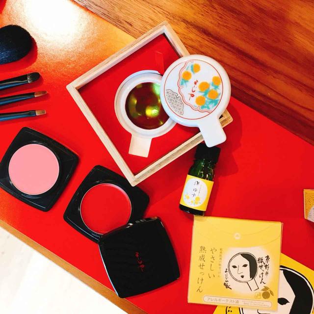 画像: メイクアップコレクション