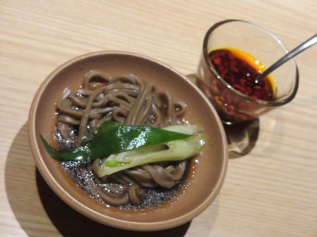 画像2: 〆は、まぜそば!食べるラー油付き