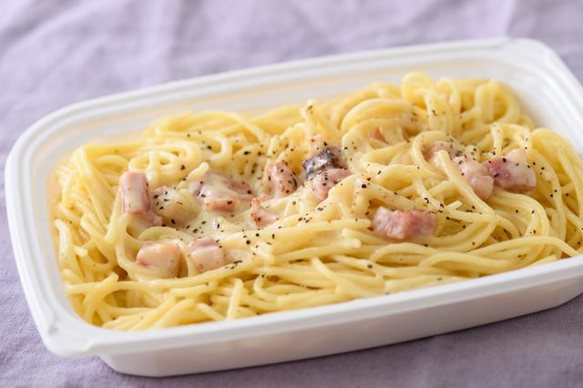 画像: (地下3階)ピッコロジオ 「糖質50%Offのパスタを使ったカルボナーラ 」/756円 (税込)