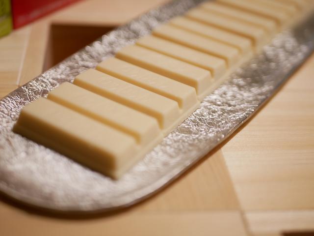画像: キットカット梅酒 鶴梅