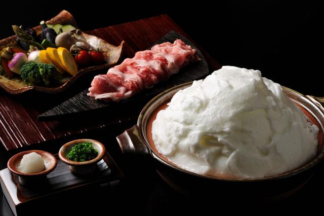 画像: 界 箱根(神奈川県・箱根湯本温泉)「 豆乳メレンゲ鍋」