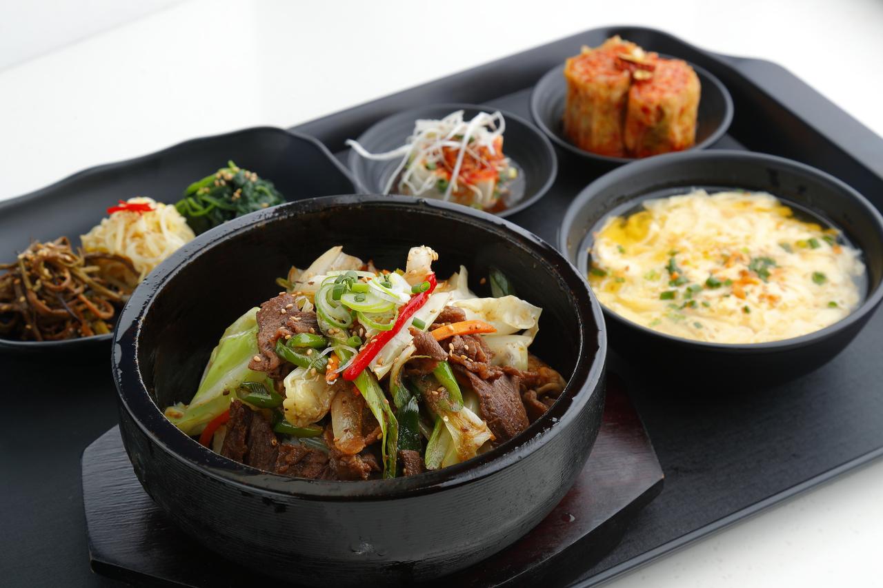 画像4: 新大久保で大人気の熟成肉専門店『ヨプの王豚塩焼』が新橋に!