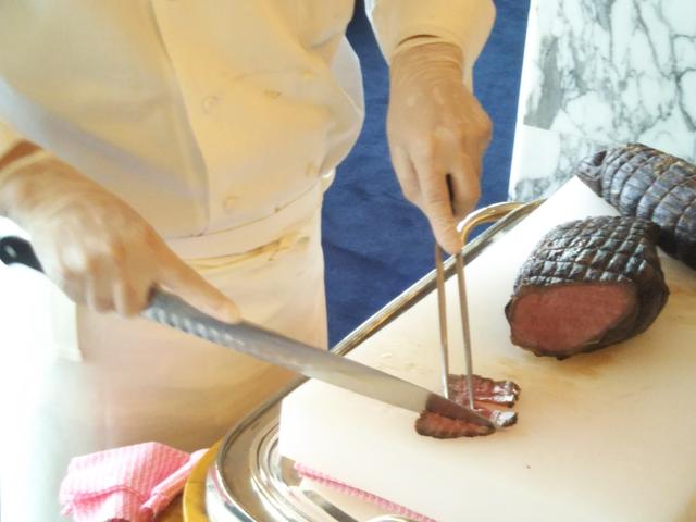 画像2: 栃の木黒牛のローストビーフ