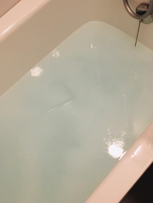 画像: あっという間にマイクロバブルがお湯を真っ白に!
